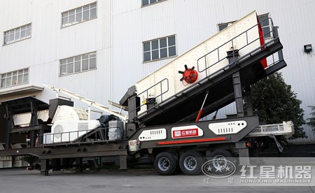 車載流動(dòng)錘式破碎機(jī)多少錢？產(chǎn)量多高？