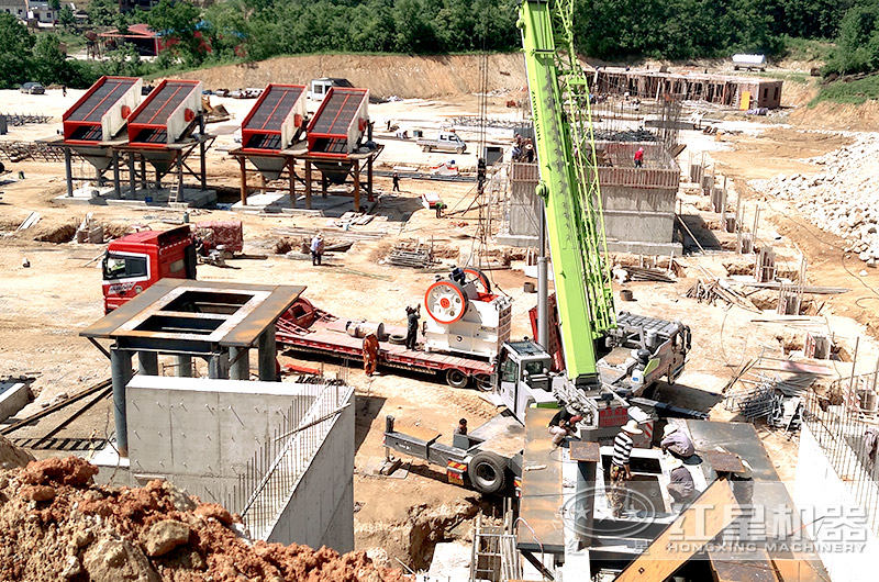 砂石生產線基礎建設現(xiàn)場